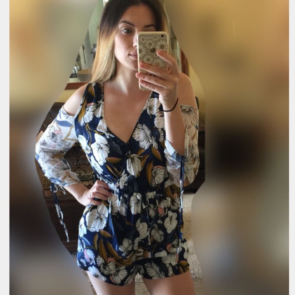 MINKPINK Floral Romper!